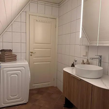 Cozy Floor Apartment